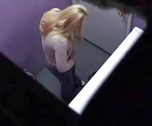 Một người phim sex đi công tác với sếp đàn ông trẻ đã gặp một chàng trai, và có đam mê tình dục