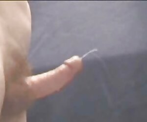 Nga đón gái một cô gái trên một xe phim sex tàu điện gắn máy