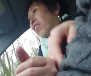 Cô gái với một ngon vuốt ve mông tispide lông và phim sex khong che jav đái