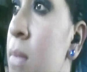 Người sex momo sakura đàn ông trưởng thành một em bé trong xe