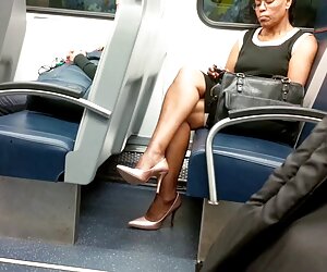 Cơ bắp, ông chủ cứng nhắc đặt một sex nhanh vietsub mắt thư ký của ông mạnh mẽ thiết bị