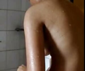 Trong khi dọn dẹp, jav for hd ông có tìm thấy một rung và tỉnh dậy tốt.
