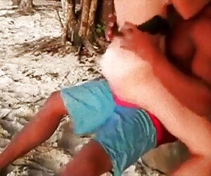 Cô gái nhút nhát jav tự quay cho hai người đàn ông